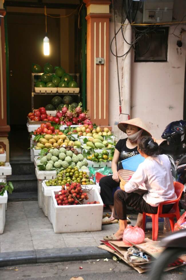 Hanoi grocers fruit seller